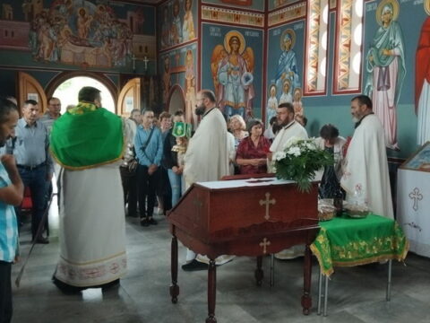 IMG-1dc295e06e81d1a8189e13d3d1b4eff2-V_resize