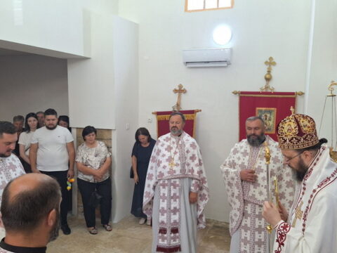 IMG-20fe376528f605cda72b15b3b686ccfd-V_resize