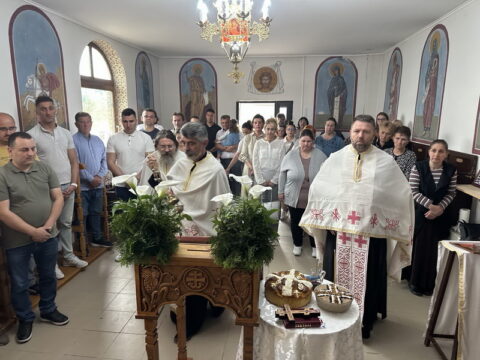 IMG-2780cf2198e71f97e4472d8d8cce986e-V_resize