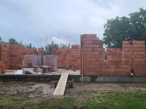 IMG-71028de347819eabb0bc9c608fa289f4-V_resize