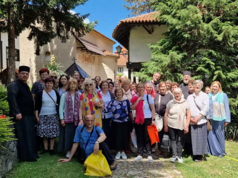 IMG-8ba3e16e564de58486c4f8e71e59c229-V_resize