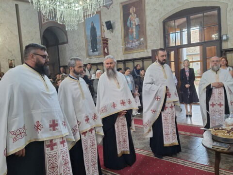 IMG-ab2fbe43d6a39a637149ff5b327e8980-V_resize