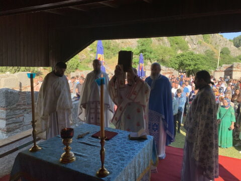 IMG-b744168983947b78a19be7a3dd76282e-V_resize