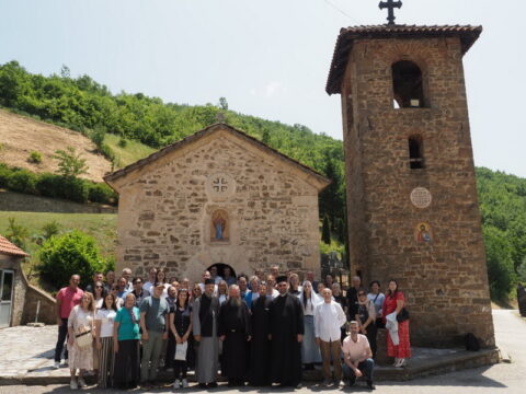 IMG-ebb424938998c097529108e550c69da4-V_resize