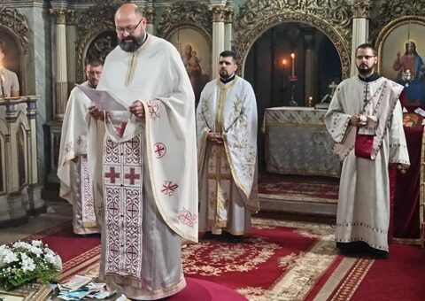 SentaUvodjenjeuDuznostSvesztenikaStefanaSentdjerdjijaN