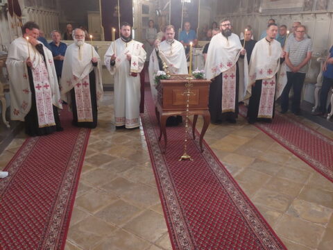 20250818_185819_resize