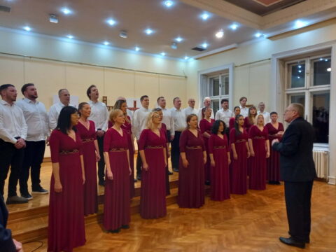 3ef88931-b464-409f-8630-8087b5526db6_resize