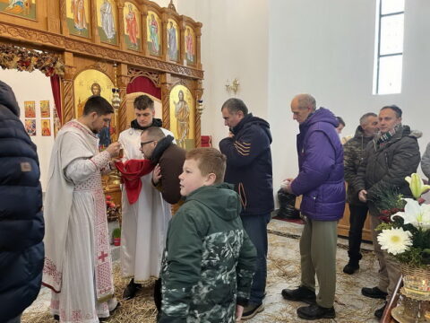 IMG-09bb276f9a75093b875e2253e79c797d-V_resize