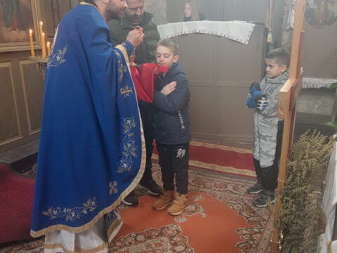 IMG-24ab77576d0b90d3c0483fed3ce634f4-V_resize