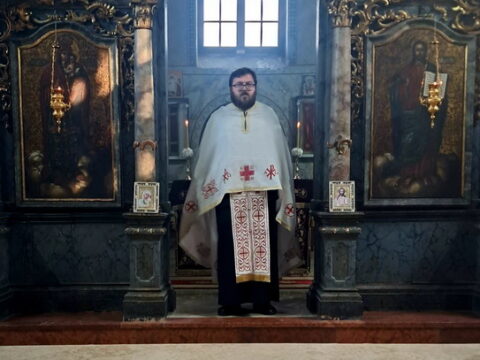 IMG-3054c06cc8d892eb3573b2f2a24bea8f-V_resize