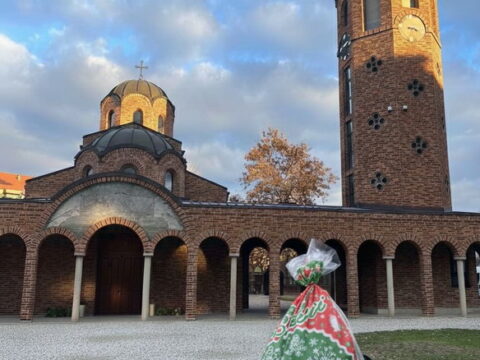 IMG-4c06fcb00537daddf87e5356208189f1-V_resize