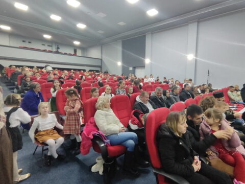 IMG-7288a660348d8c64e9c479555423a306-V_resize