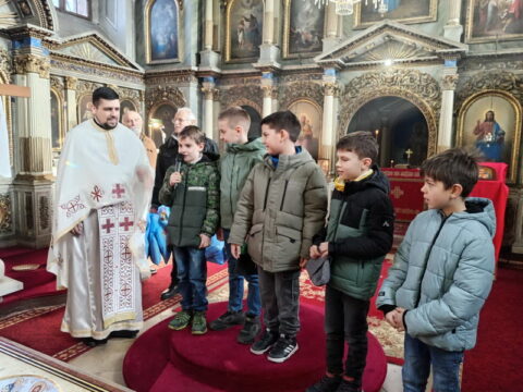 IMG-78036e36bcd5425265d72c107e12e07e-V_resize