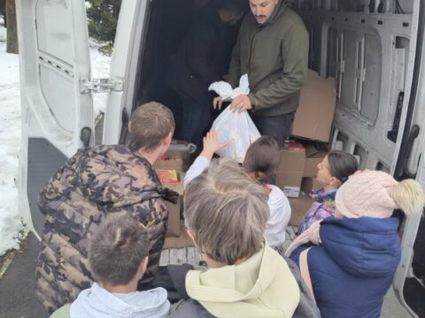 IMG-785472b33a753777765e1ec324eceec2-V_resize