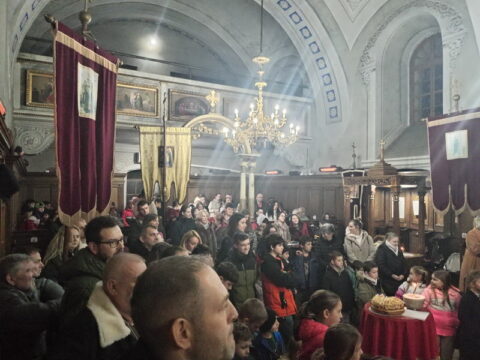 IMG-939e2d8fedac29d641d6ac729ffb462a-V_resize