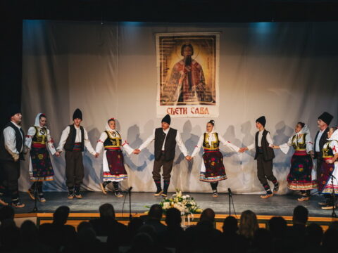 IMG-9f5bc4cfed564fe5d60a38c9d40778ae-V_resize