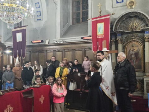 IMG-b01cb37befc1f937a7f493b0cc341320-V_resize