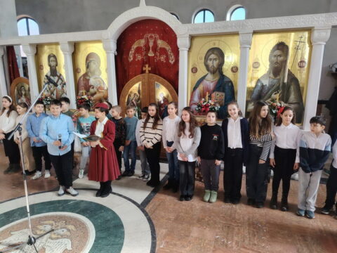 IMG-b27cfde04cd43a61df859c7d75109288-V_resize