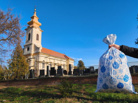 IMG-d865a2eb21c6a2a7b0fccb2767fa4d6d-V_resize