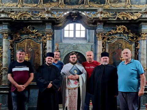 IMG-de33e626d98521eaa99b4fdf94667d7d-V_resize