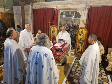 IMG-fb4da28ad395d33443c835d863224951-V_resize