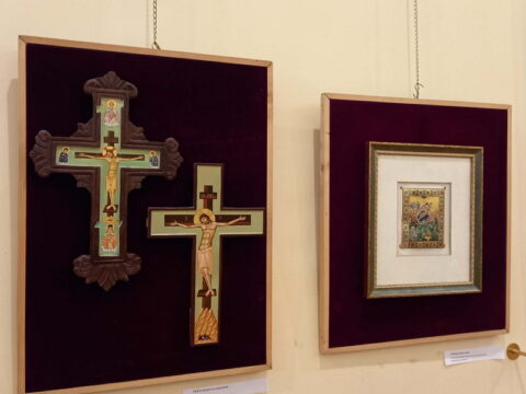 b95fcaee-5c4c-4e16-a3d7-7a18d2abe770_resize