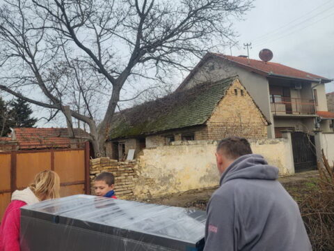 IMG-38fa92288c3c16ff76dc6fca2d995358-V_resize