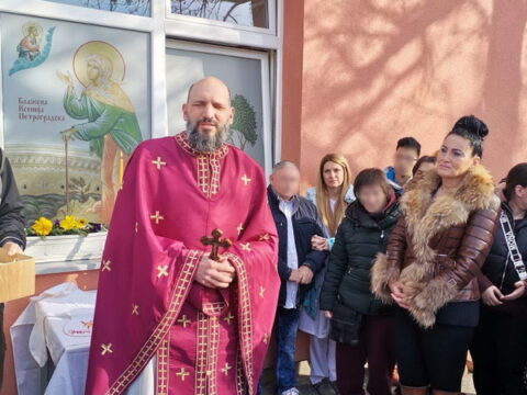 IMG-8be29b4e36fddf7615415c731bec3360-V_resize