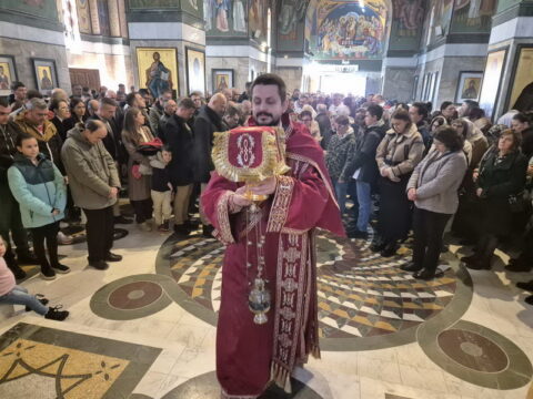 IMG-1ee75fc0f560de219058900e07e48965-V_resize