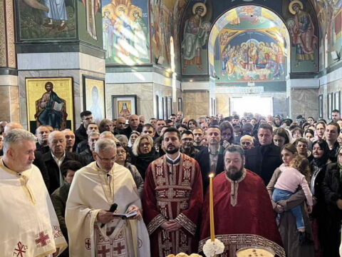 IMG-aeba2501c87b040913351ef9f9414d82-V_resize