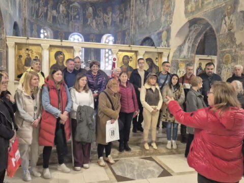 1f95b3ad-6ea9-4734-804b-a3d8f5878f95_resize_resize