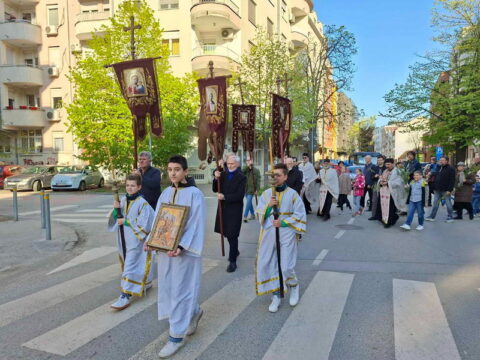 20260404_220638300_resize