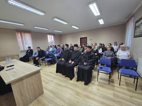 20260418_191258_resize