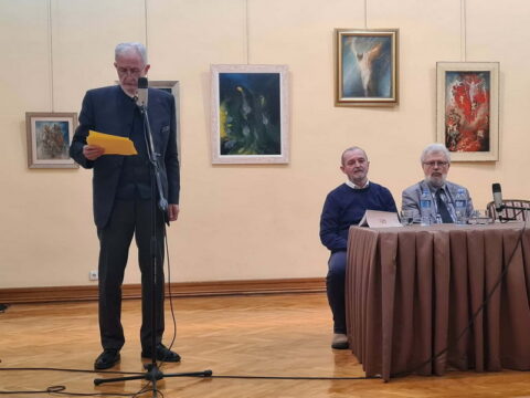 8e27cd31-3cc0-40af-84fd-79e22f0a2da0_resize_resize