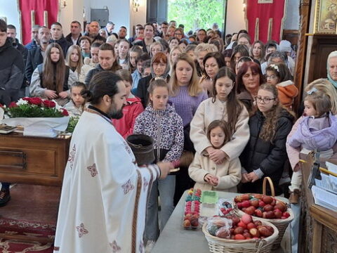 IMG-2d25fe776dd1613da05330c4f413fce0-V_resize