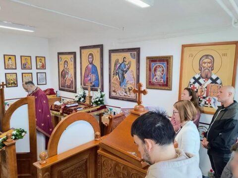 IMG-49f67baf98fbd4efabed2bd1743a6dc3-V_resize