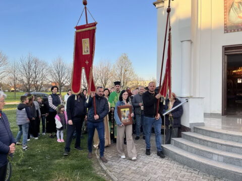 IMG-652710764d4667c562ff9d10eb045c9d-V_resize