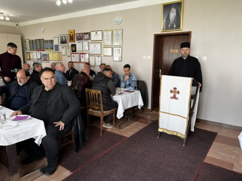 IMG-6d2488fdb156c4adcc68c3ccb32793a6-V_resize