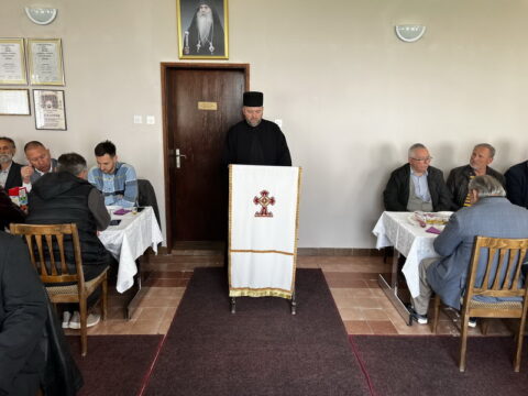 IMG-8f7f3bbc0c6e549df7f18234788a98e0-V_resize