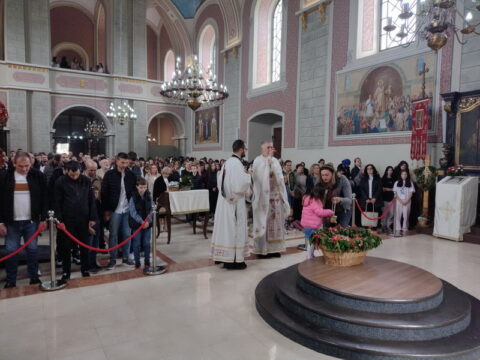 IMG-e4128b71ec7fb57d33c383429d025948-V_resize