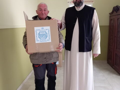 IMG-ee0b34a9490e200444b28f1316bf33fa-V_resize