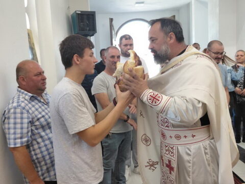 1000013930_resize