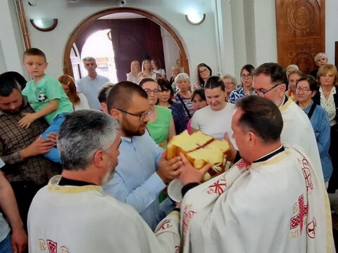 1000018927_resize