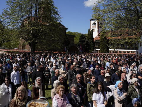 img-2372923_resize