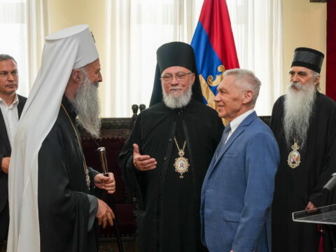 img-6121531_resize
