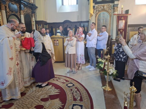 20260607_105210_resize