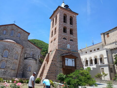 IMG-5e9e8c0fb2c4e1b9f752c687ba471e95-V_resize