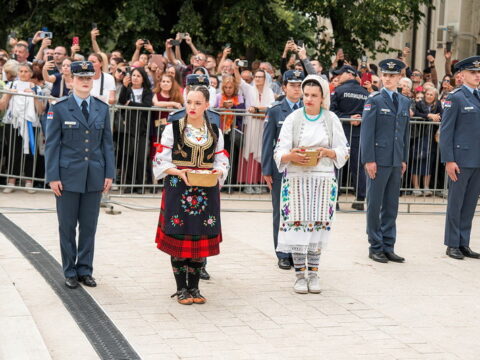 img-7810780_resize