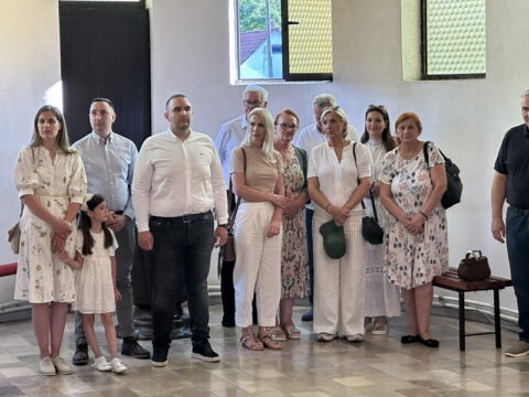 1000033727_resize