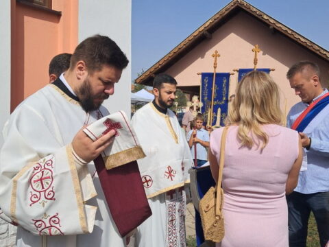 1000026440_resize